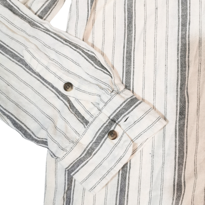 Camisa de lino de manga larga con botones UNIVERSAL THREAD para mujer