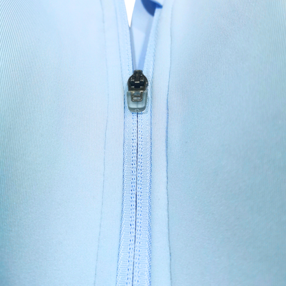 Top Deportivo de Alto Soporte con Cierre Frontal ALL IN MOTION para Mujer